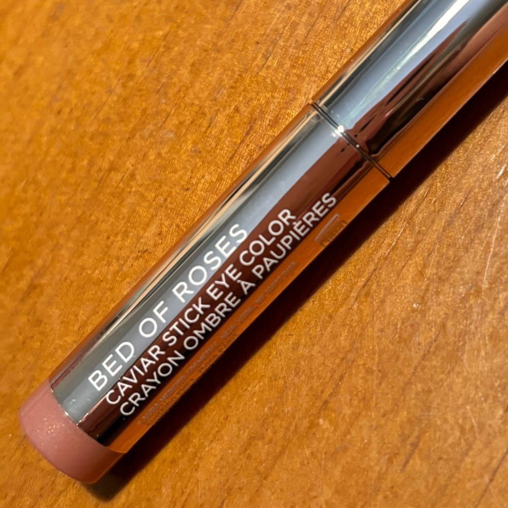 Laura Mercier Caviar Stick Eye Color Eyeshadow Bed of Roses - Picture 5 of 16